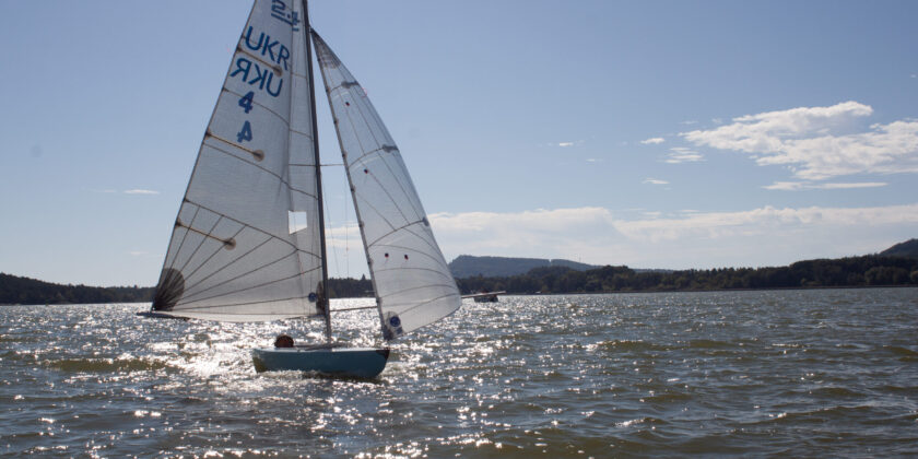 2.4mR Segler aus der Ukraine segelten in Europa<span class="rmp-archive-results-widget "><i class=" rmp-icon rmp-icon--ratings rmp-icon--trophy rmp-icon--full-highlight"></i><i class=" rmp-icon rmp-icon--ratings rmp-icon--trophy rmp-icon--full-highlight"></i><i class=" rmp-icon rmp-icon--ratings rmp-icon--trophy rmp-icon--full-highlight"></i><i class=" rmp-icon rmp-icon--ratings rmp-icon--trophy rmp-icon--full-highlight"></i><i class=" rmp-icon rmp-icon--ratings rmp-icon--trophy rmp-icon--full-highlight"></i> <span>5 (1)</span></span>
