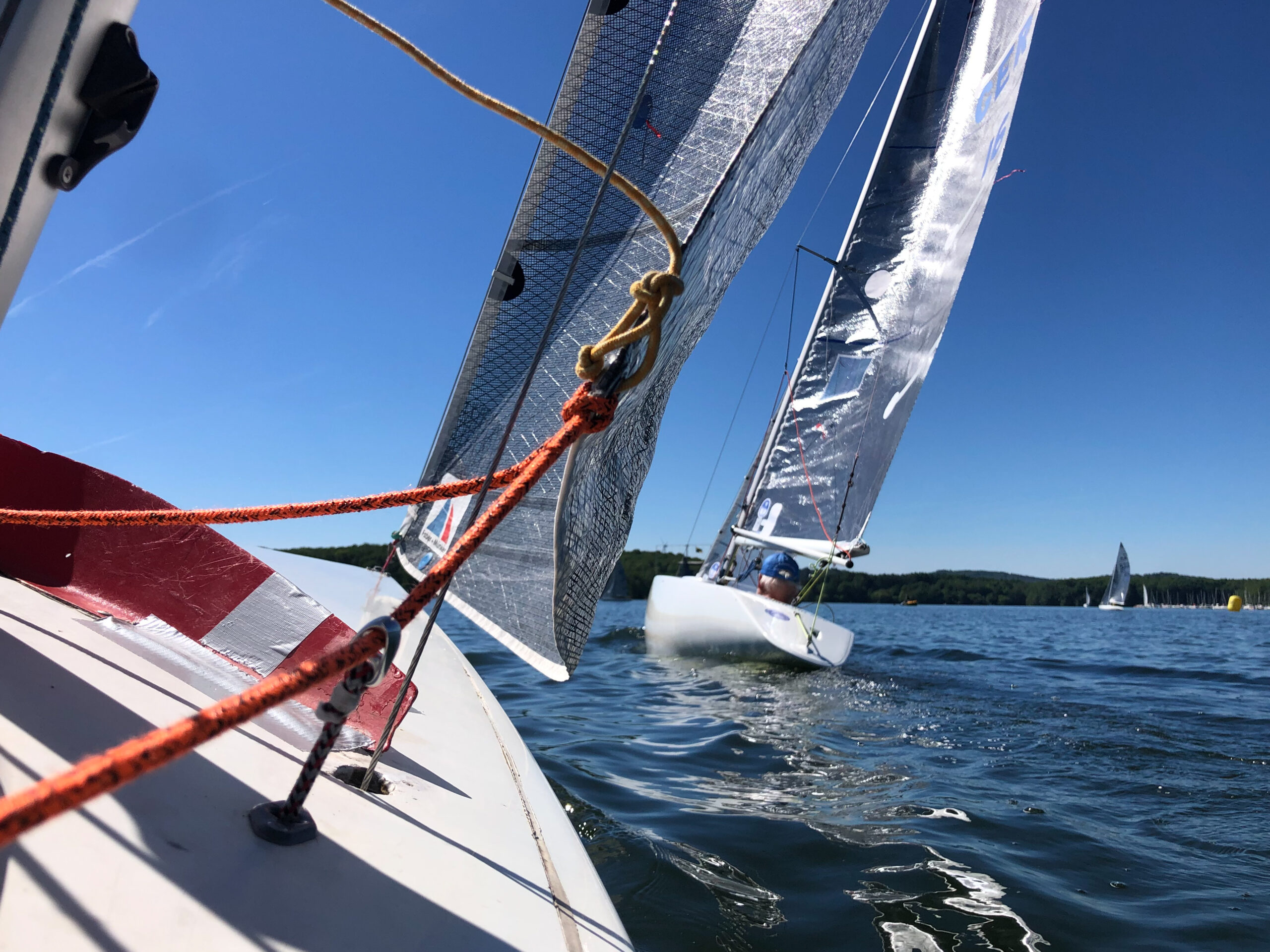 No wind, soft wind, 30 centigrade